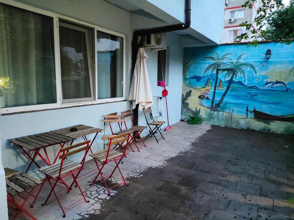 Ivavev Is Us Bythesea Constanţa Extérieur photo